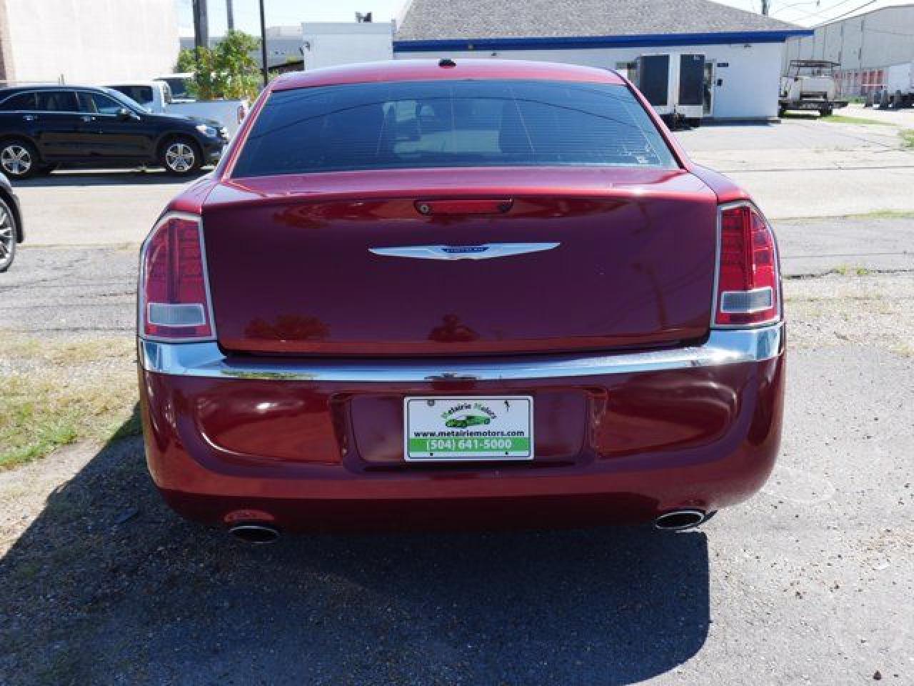 2014 Chrysler 300 VIN 2C3CCAAG9EH262984 photo 6