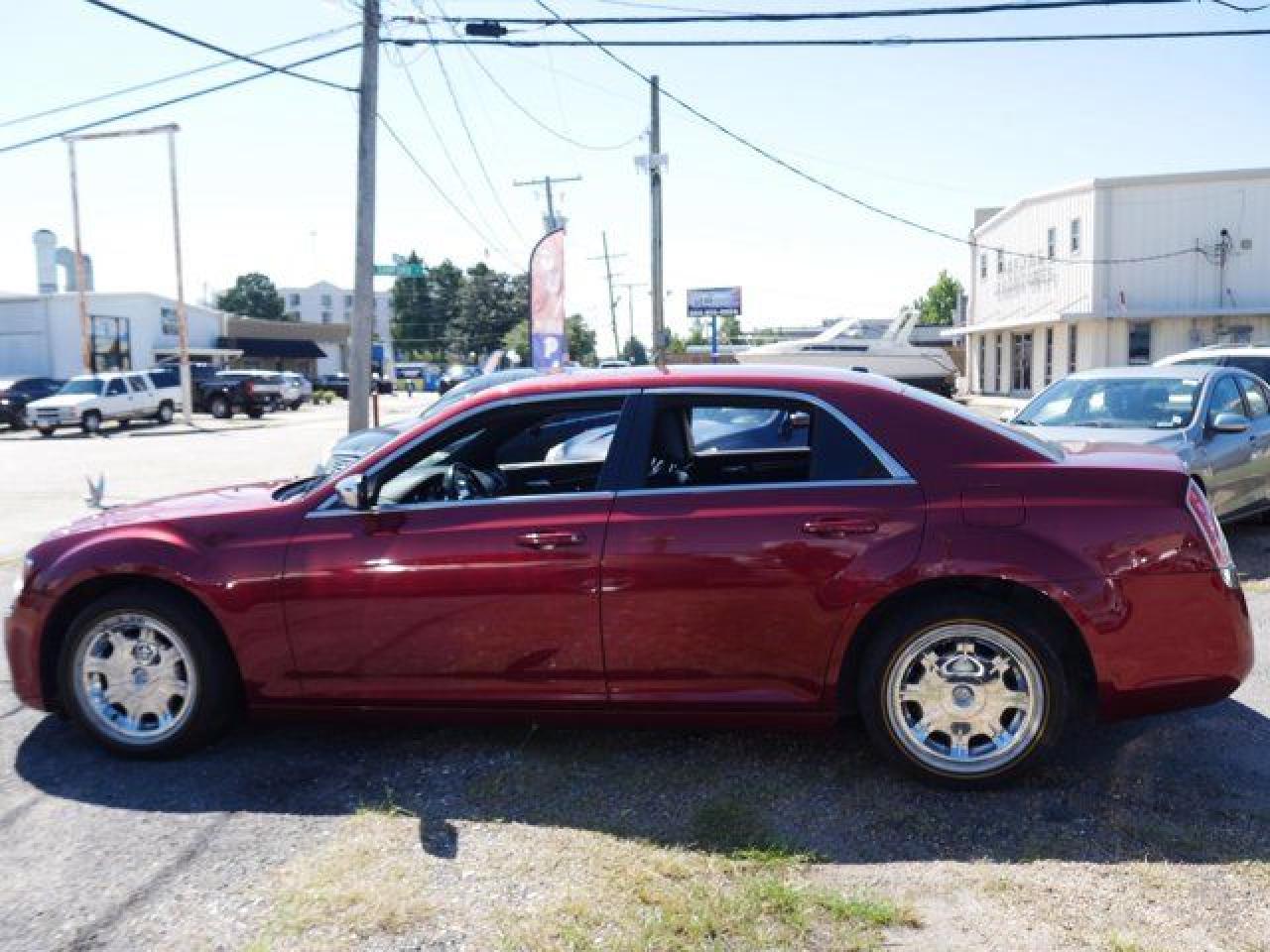 2014 Chrysler 300 VIN 2C3CCAAG9EH262984 photo 8
