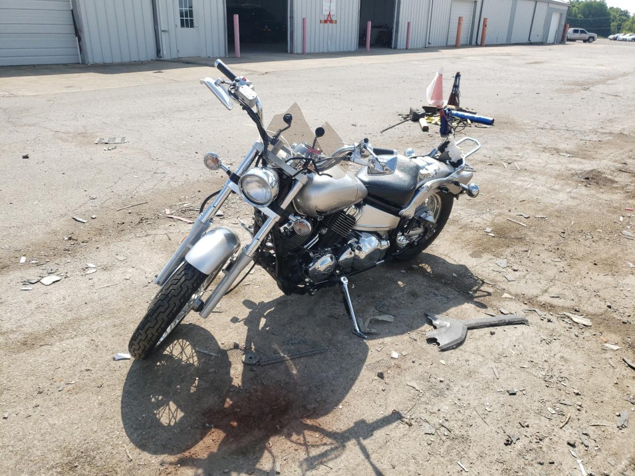 2014 YAMAHA XVS650 VIN JYAVM01E6EA140040 photo 2