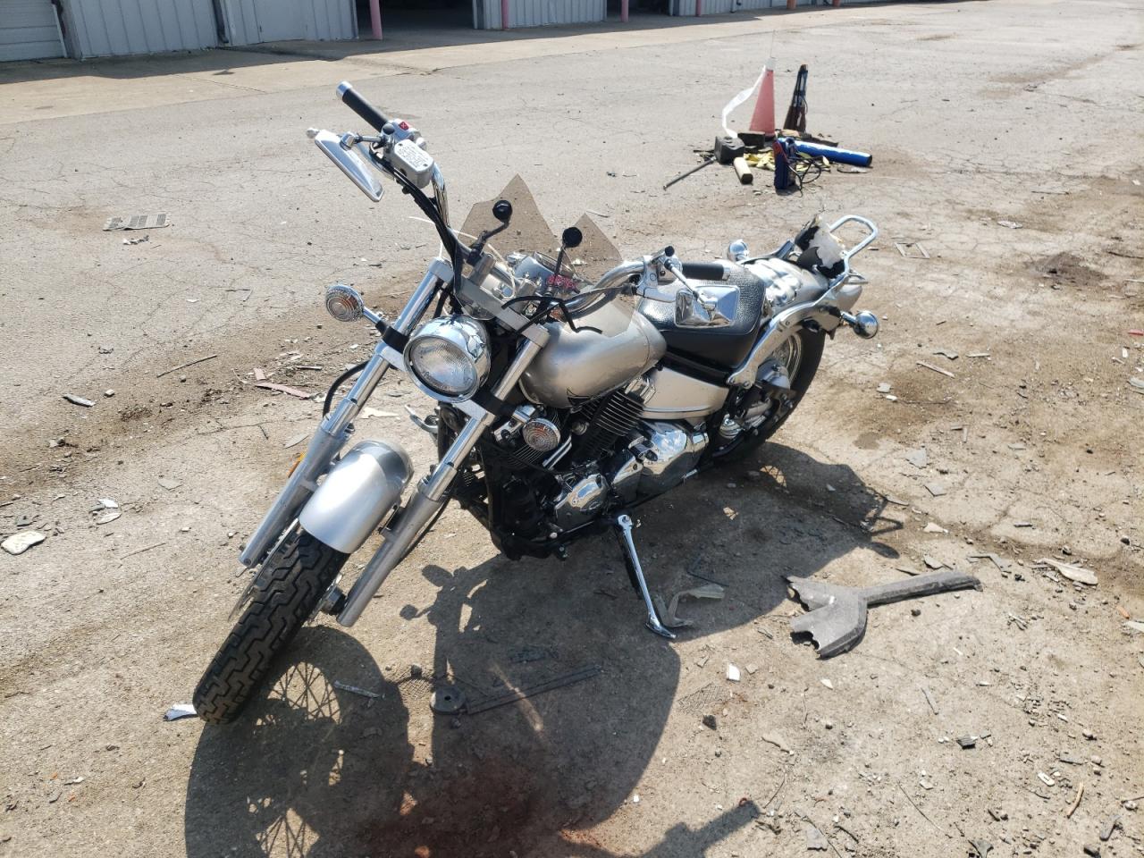 2014 YAMAHA XVS650 VIN JYAVM01E6EA140040 photo 9