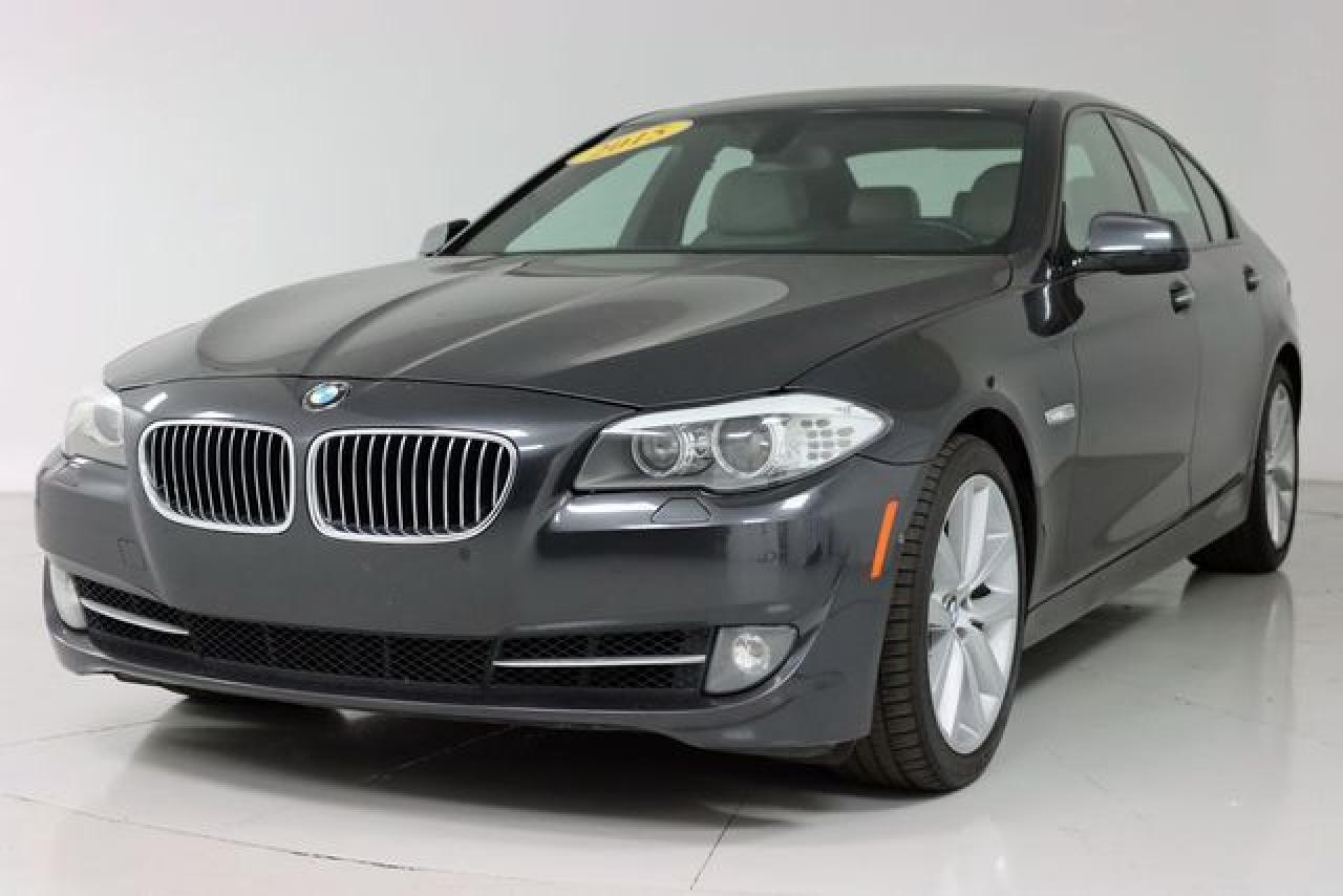 2012 BMW 5 series VIN WBAFR7C58CC812372 photo 4