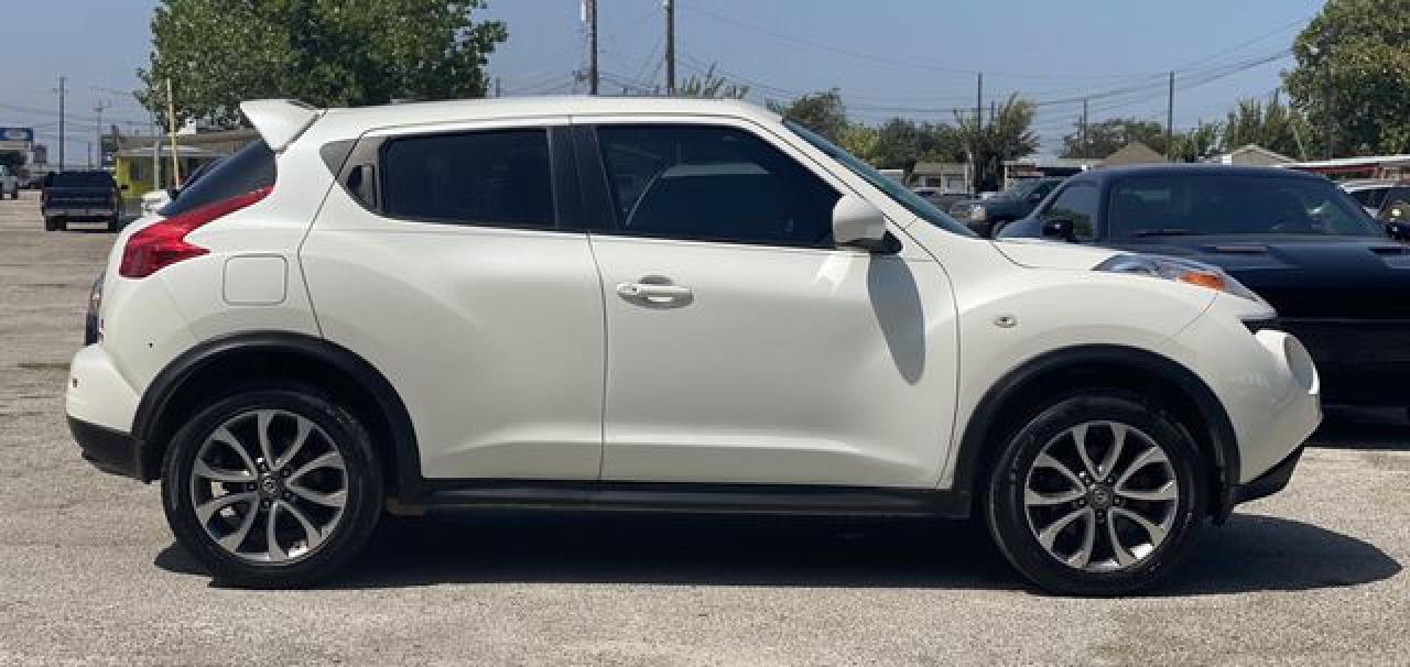 2013 Nissan Juke VIN JN8AF5MR8DT205244 photo 4