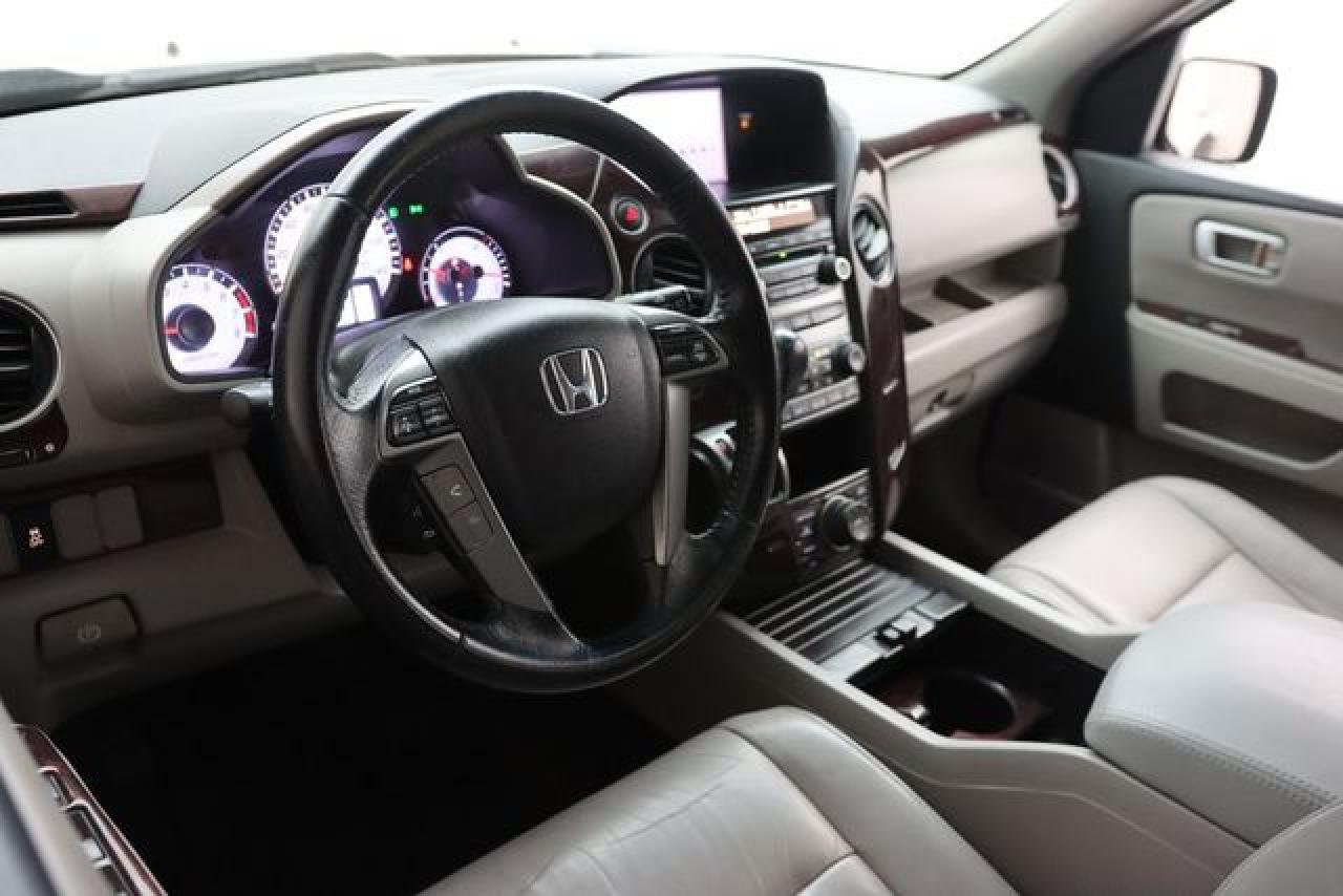 2014 Honda Pilot VIN 5FNYF3H70EB002103 photo 2