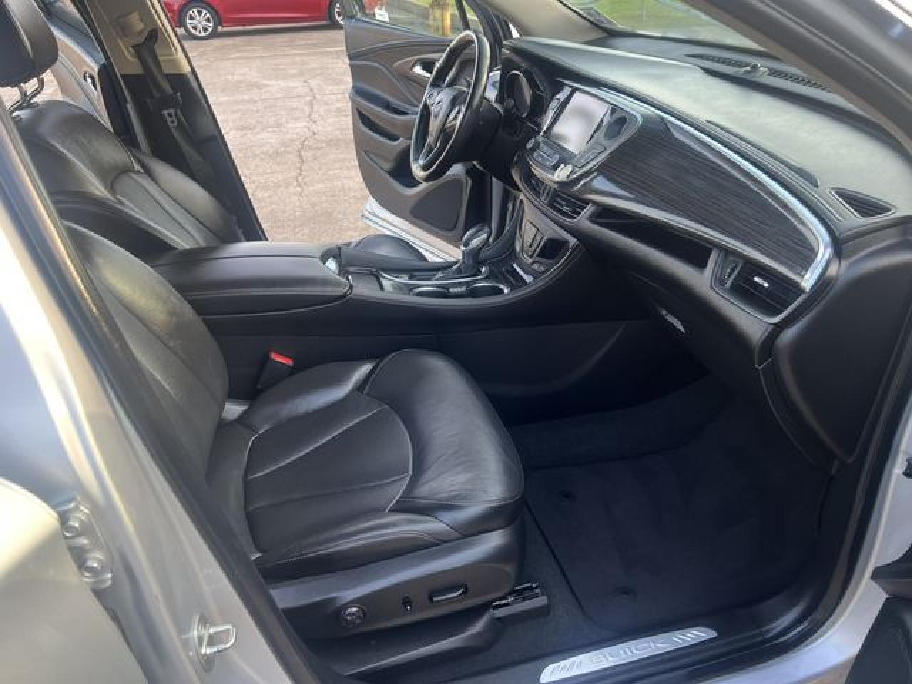 2017 Buick Envision VIN LRBFXBSA6HD088983 photo 10