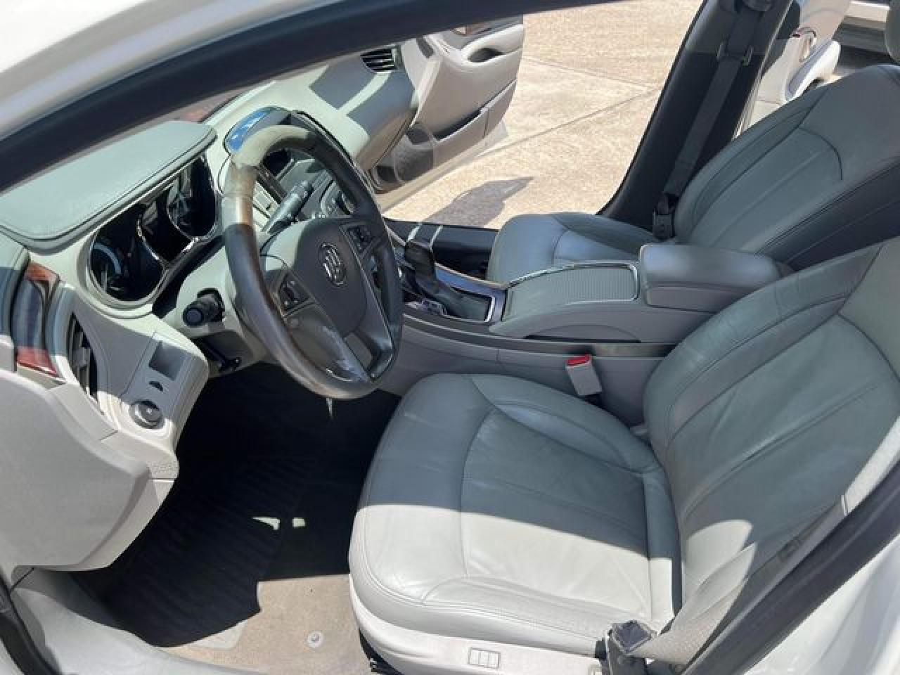 2012 Buick Lacrosse VIN 1G4GD5ER1CF218792 photo 7