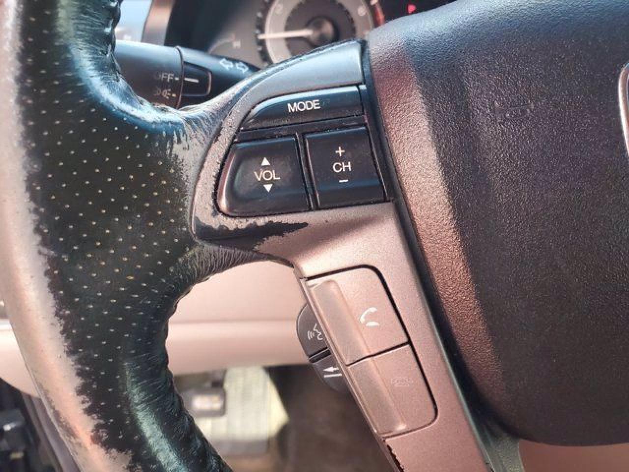 2012 Honda Odyssey exl VIN 5FNRL5H67CB122574 photo 12
