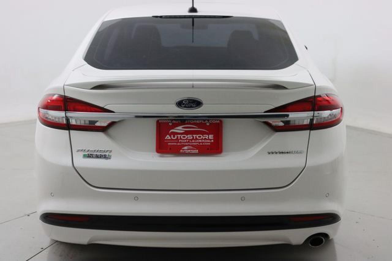 2017 Ford Fusion VIN 3FA6P0SU6HR152176 photo 6