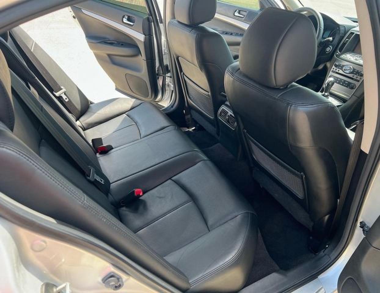 2015 Infiniti Q40 VIN JN1CV6AR9FM522015 photo 8