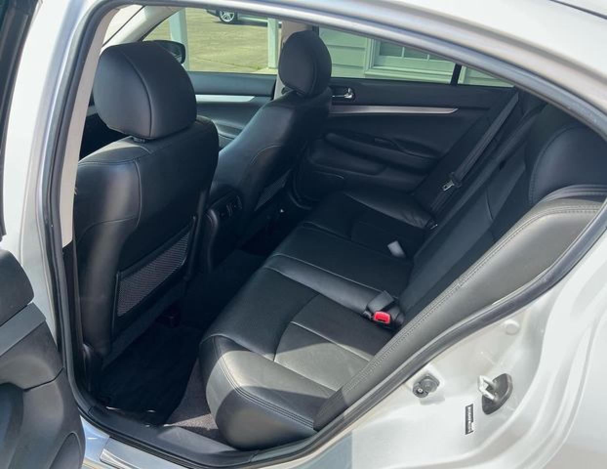 2015 Infiniti Q40 VIN JN1CV6AR9FM522015 photo 7