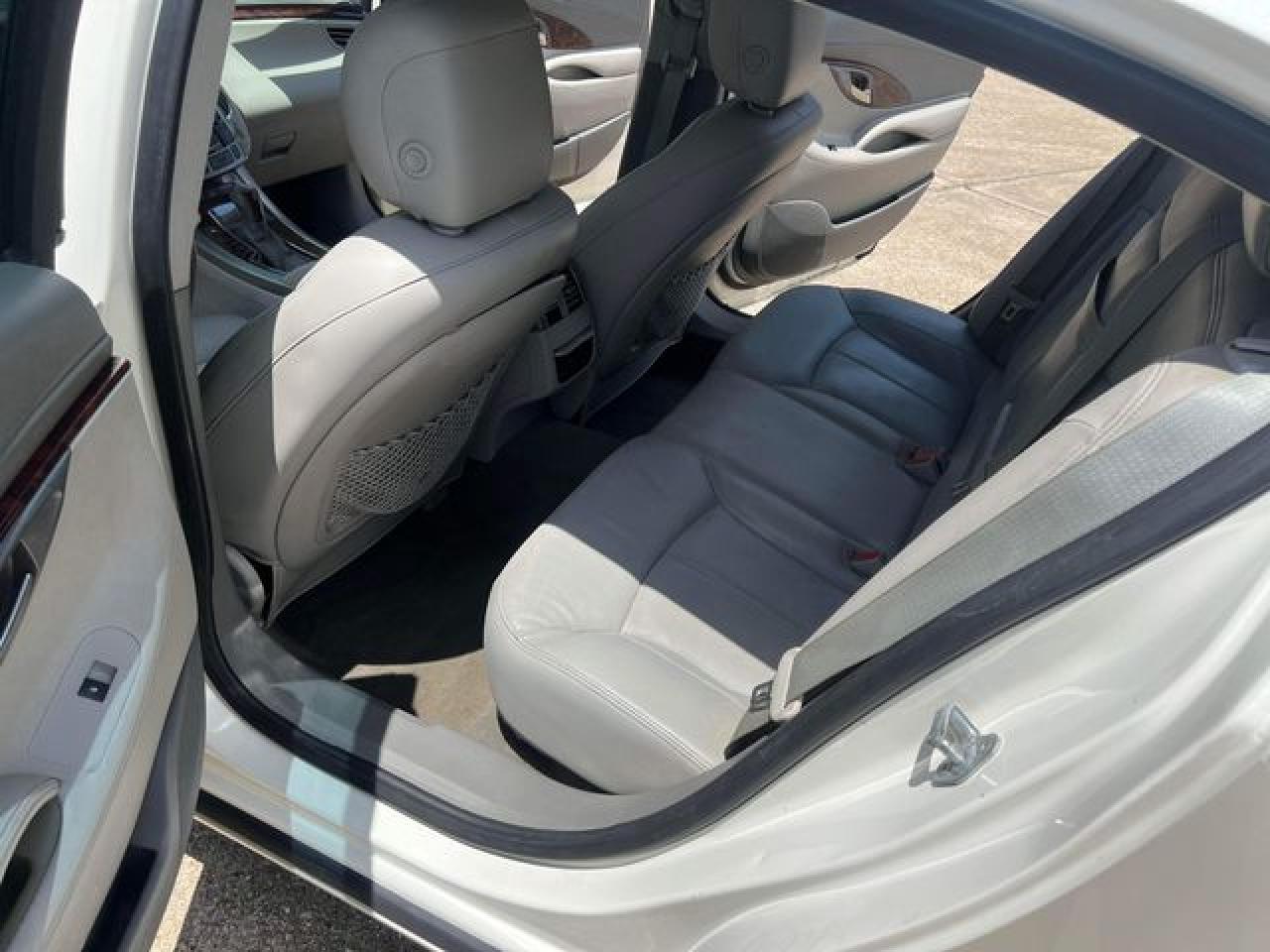 2012 Buick Lacrosse VIN 1G4GD5ER1CF218792 photo 9