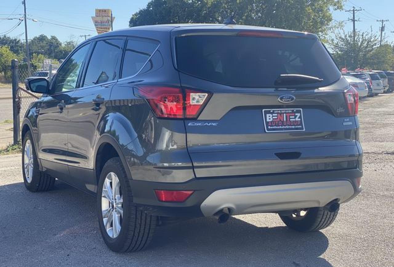 2019 Ford Escape VIN 1FMCU0GD5KUB33368 photo 5