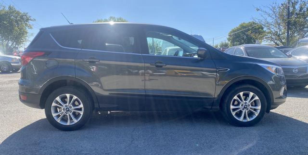 2019 Ford Escape VIN 1FMCU0GD5KUB33368 photo 4