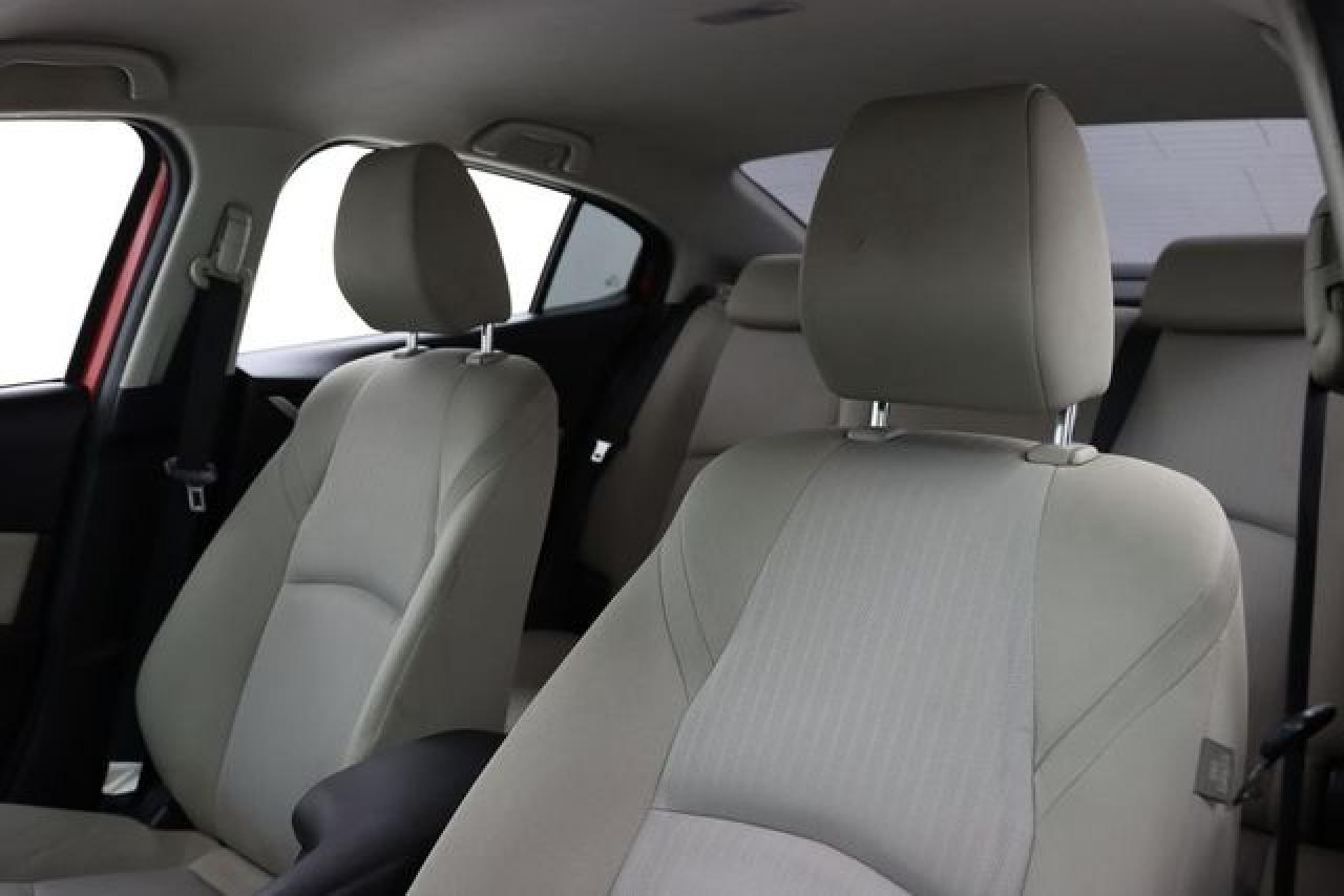 2015 Mazda 3 VIN 3MZBM1U7XFM217049 photo 3