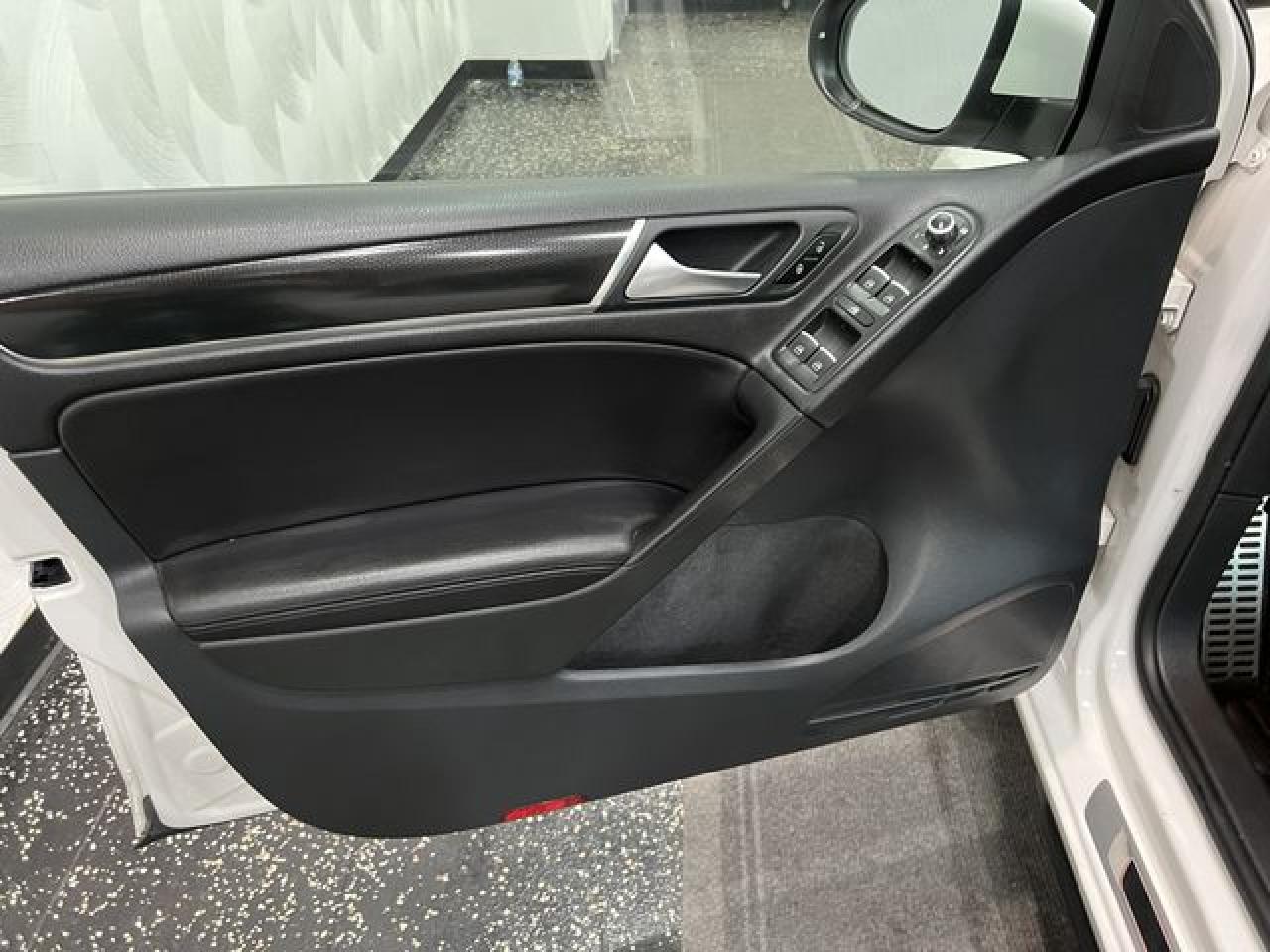 2014 Volkswagen Gti VIN WVWHD7AJ2EW005731 photo 12