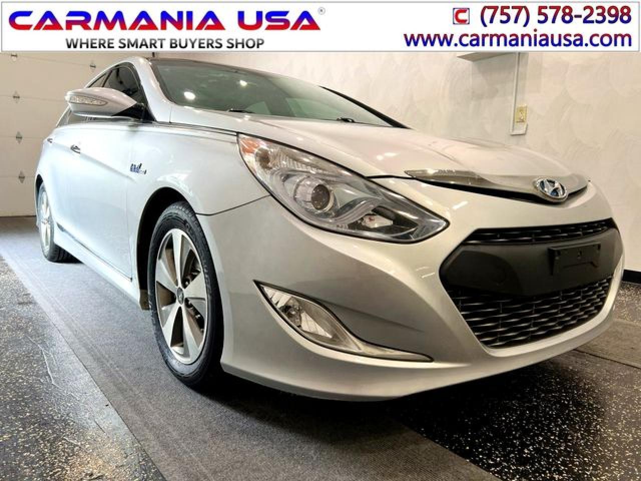 2012 Hyundai Sonata VIN KMHEC4A46CA045752 photo 1