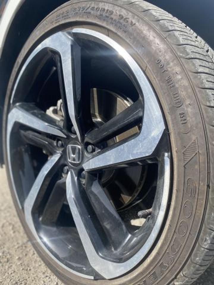 2021 Honda Accord VIN 1HGCV1F32MA046985 photo 11