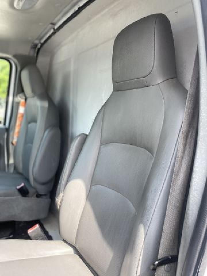 2012 Ford Econoline e450 super duty cutaway van VIN 1FDXE4FL4CDA39479 photo 8
