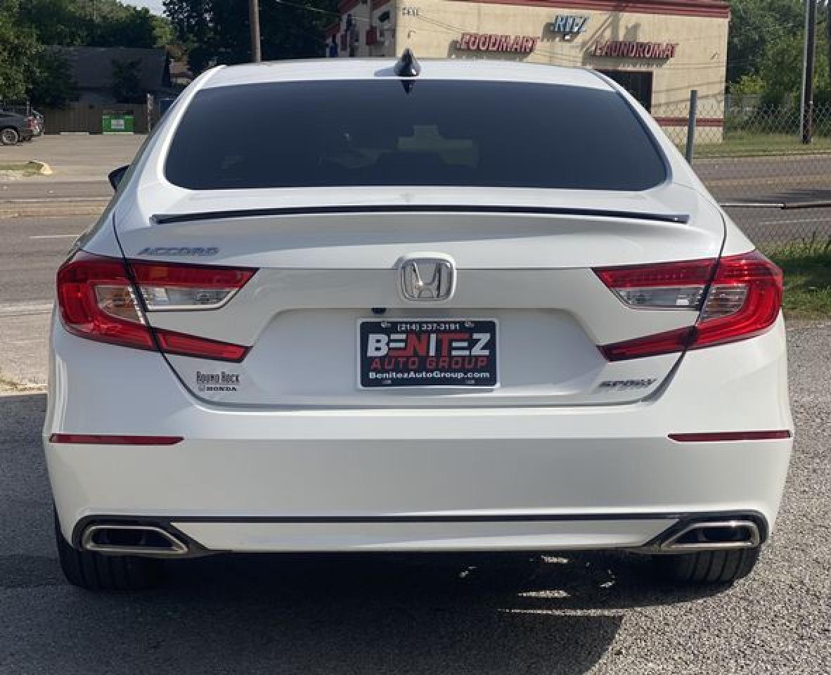 2021 Honda Accord VIN 1HGCV1F32MA046985 photo 9