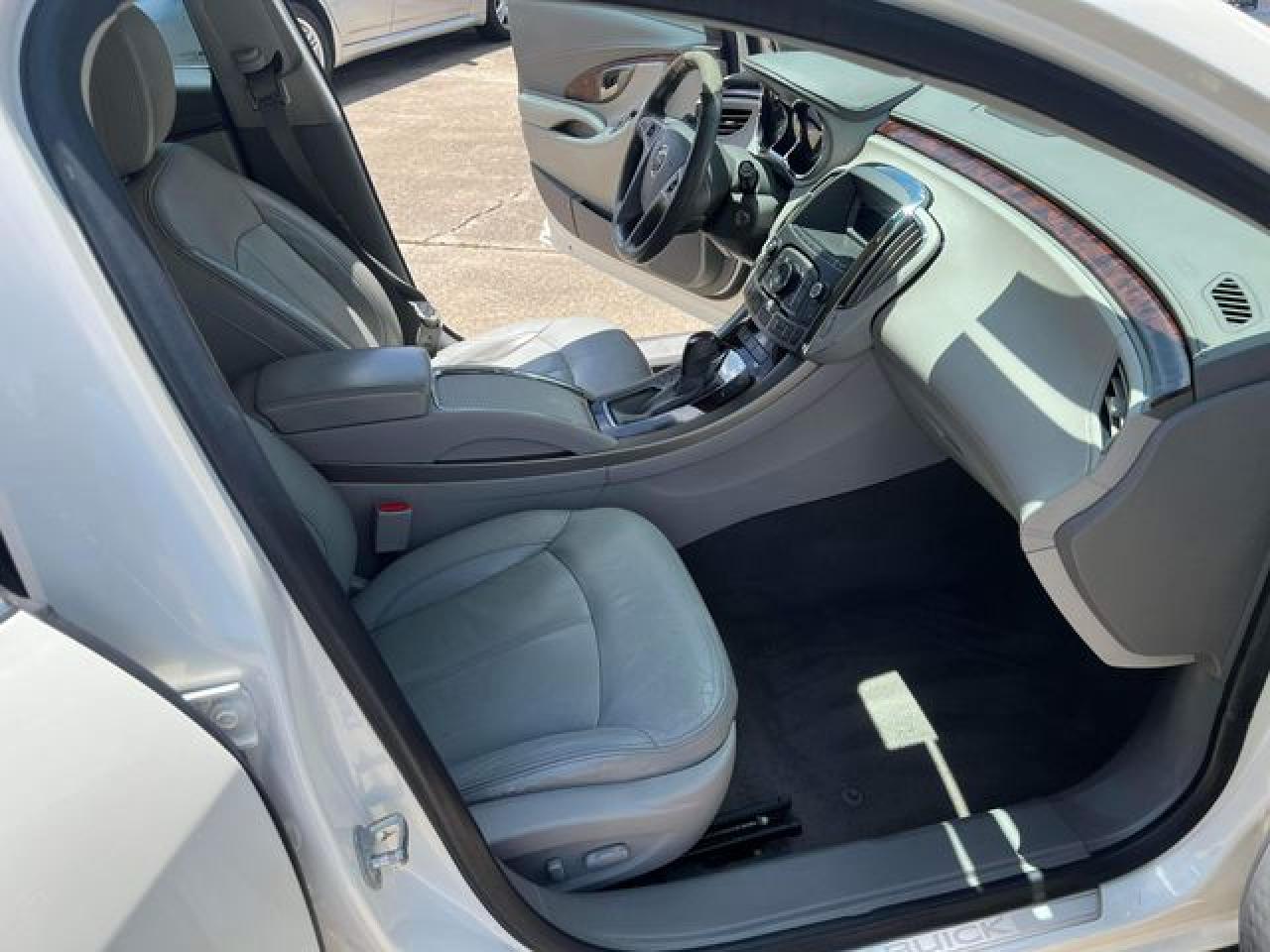 2012 Buick Lacrosse VIN 1G4GD5ER1CF218792 photo 8