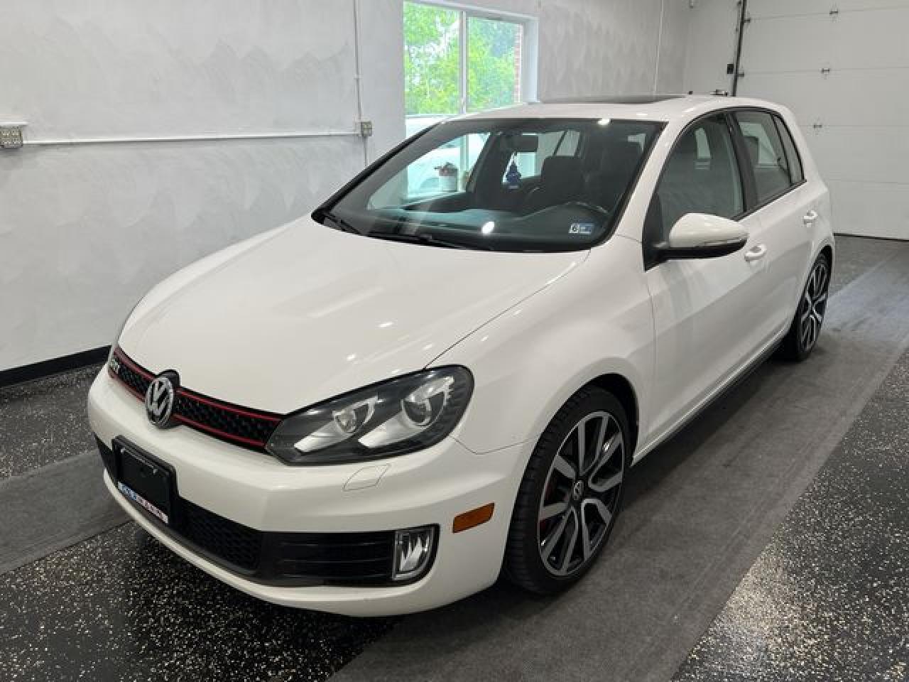 2014 Volkswagen Gti VIN WVWHD7AJ2EW005731 photo 3