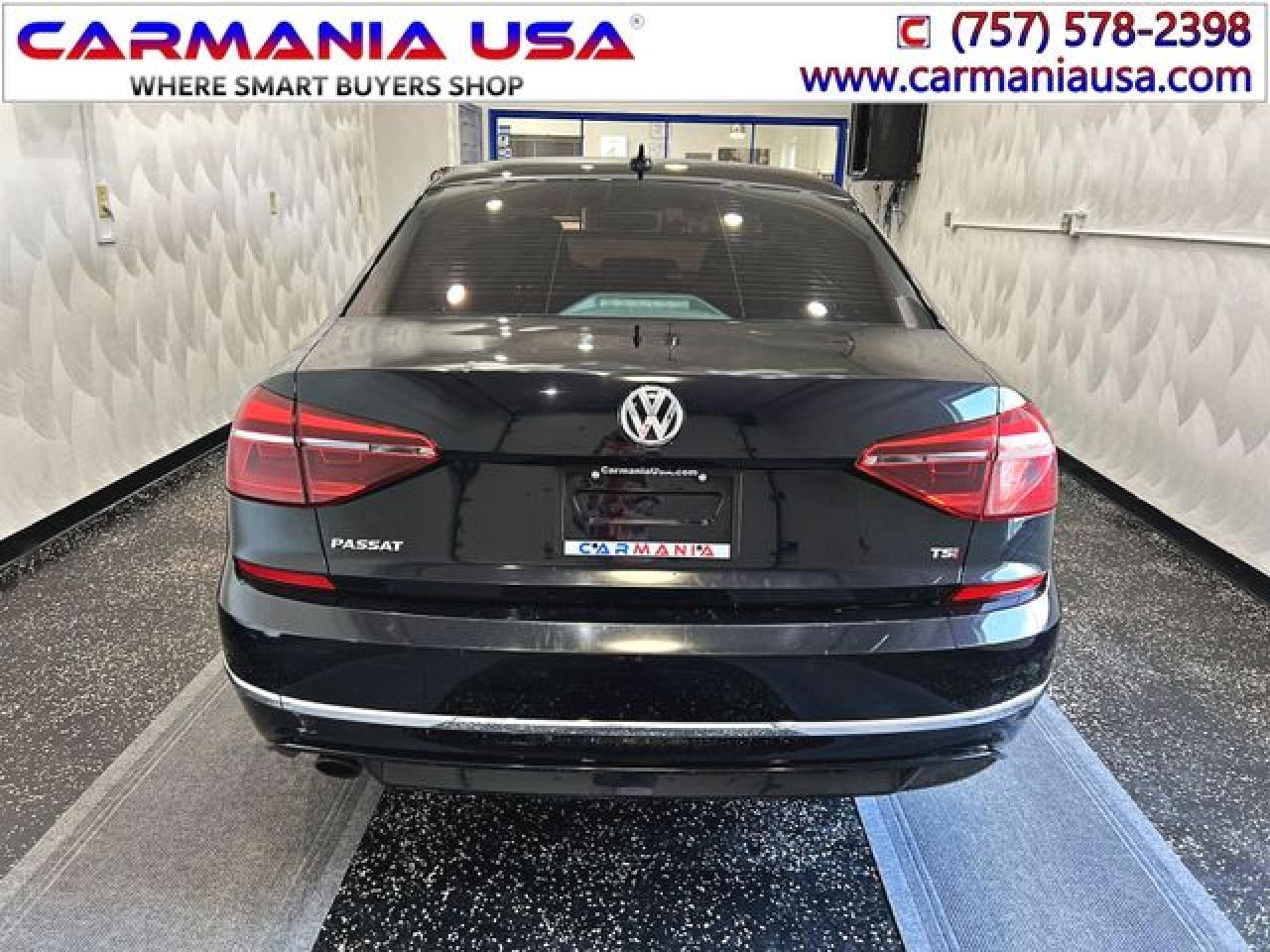 2018 Volkswagen Passat VIN 1VWAA7A32JC032142 photo 7