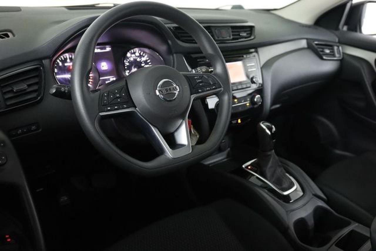 2018 Nissan Rogue VIN JN1BJ1CP5JW103999 photo 2