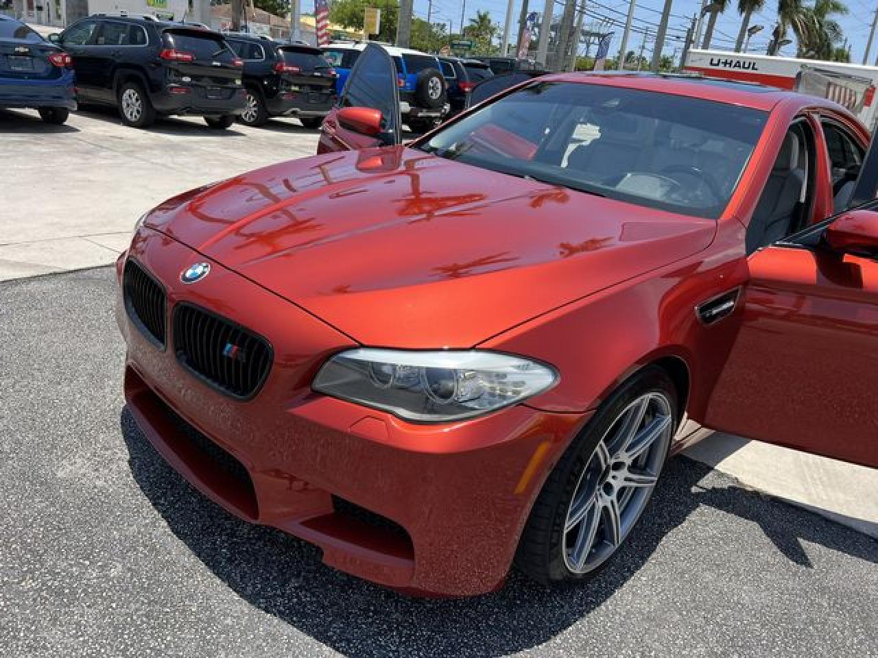 2013 BMW M5 VIN WBSFV9C57DC773911 photo 1