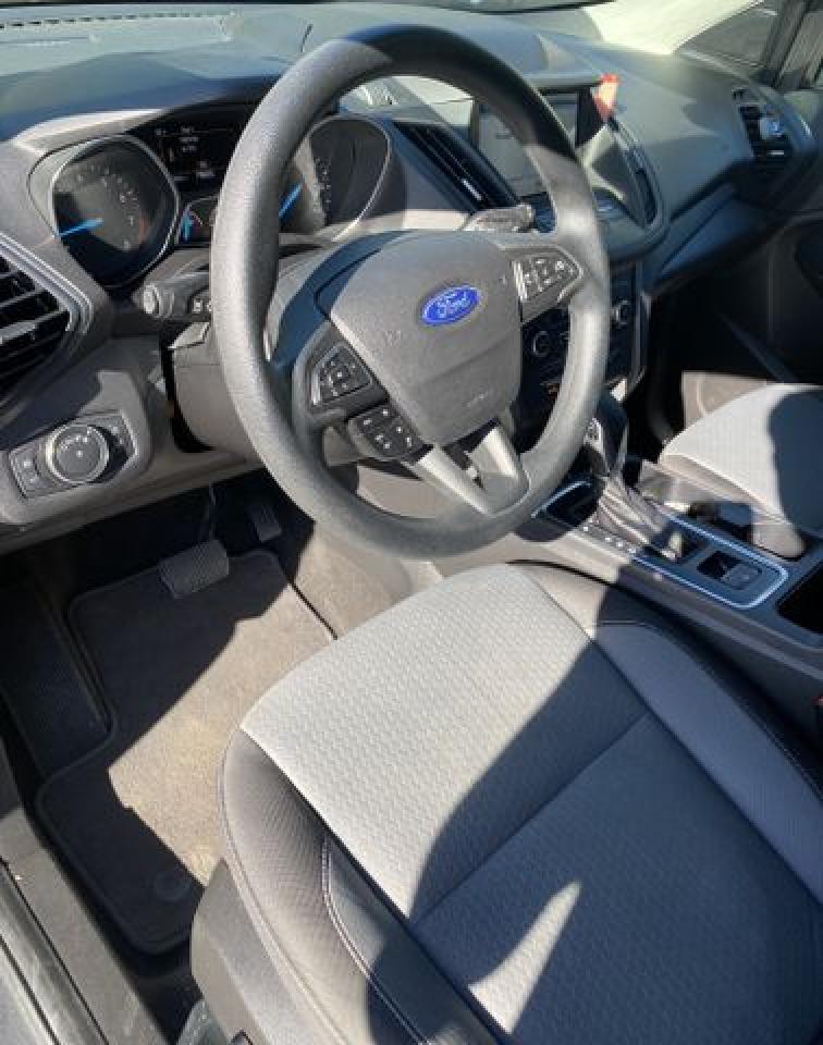 2019 Ford Escape VIN 1FMCU0GD5KUB33368 photo 11