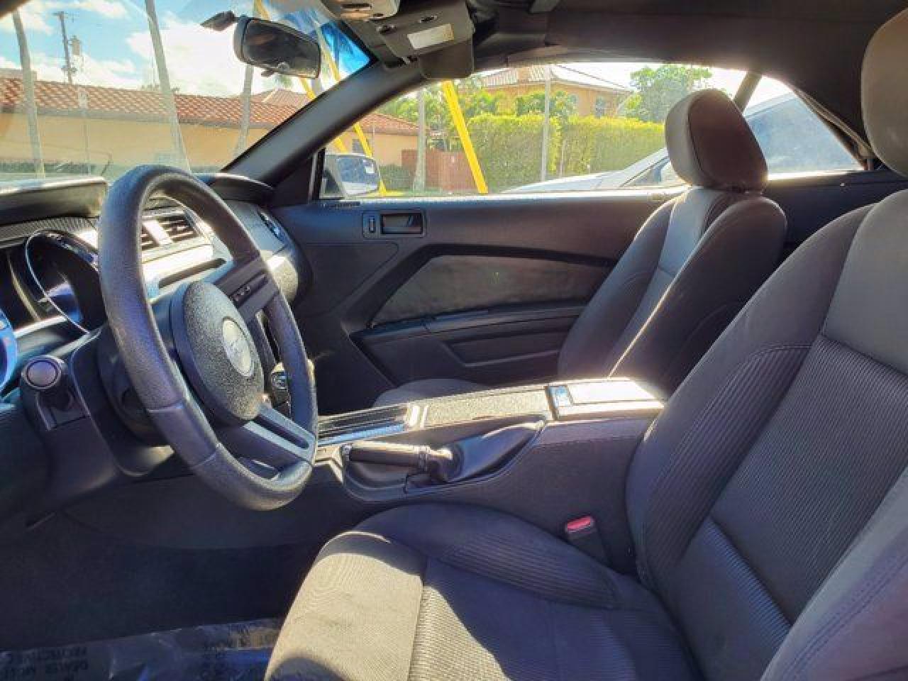 2012 Ford Mustang VIN 1ZVBP8EM1C5205457 photo 6