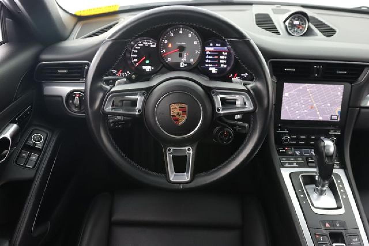 2017 Porsche 911 VIN WP0AB2A97HS122751 photo 2