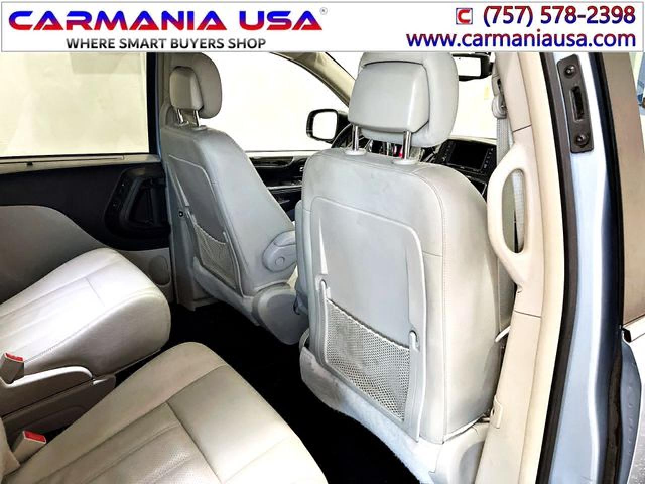 2016 Chrysler Minivan VIN 2C4RC1CG5GR283654 photo 12