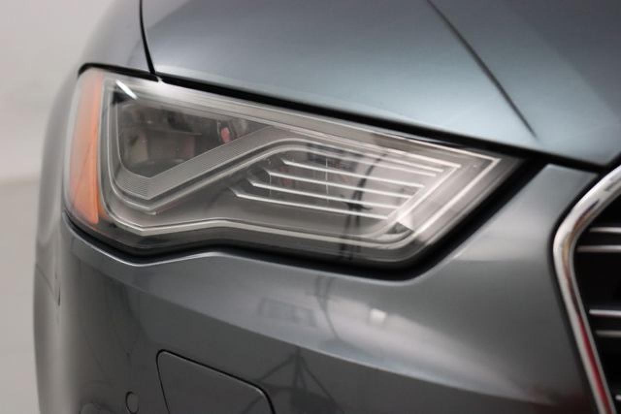 2015 Audi S3 VIN WAUBFGFFXF1037827 photo 9