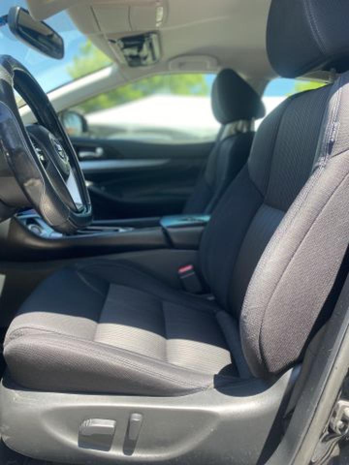 2016 Nissan Maxima VIN 1N4AA6AP0GC405063 photo 10