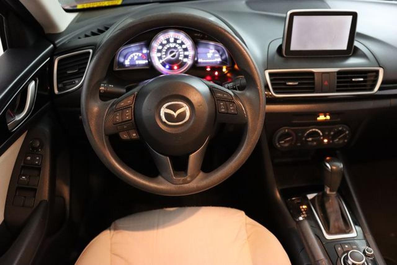 2015 Mazda 3 VIN 3MZBM1U7XFM217049 photo 2