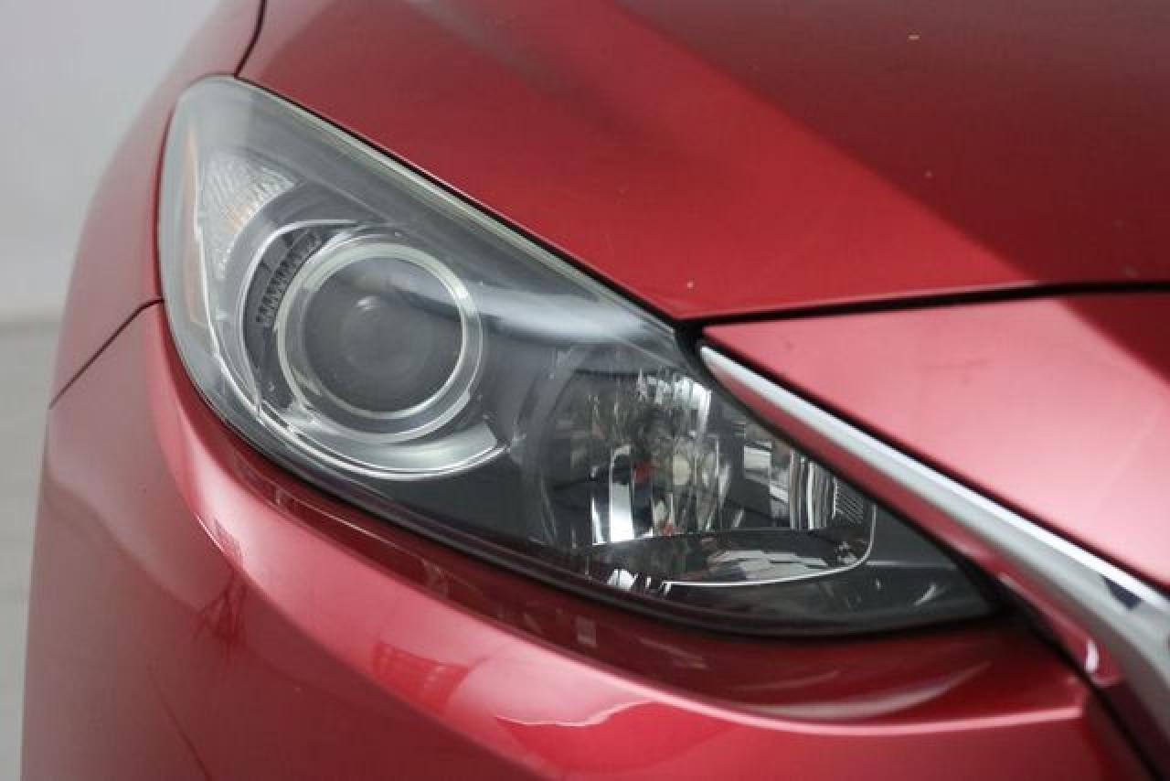 2015 Mazda 3 VIN 3MZBM1U7XFM217049 photo 9