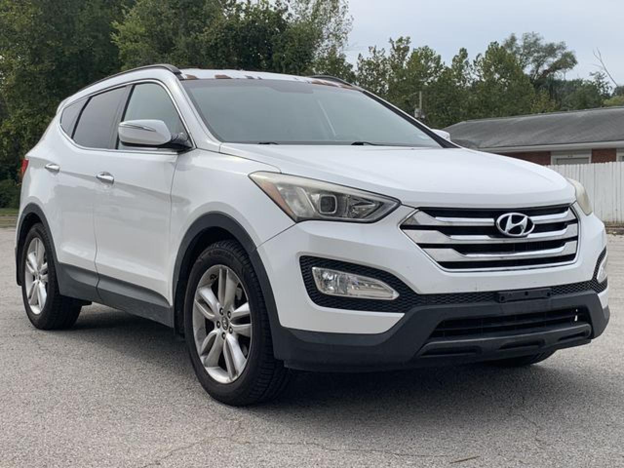 2013 HYUNDAI Santa fe VIN 5XYZU3LA8DG033944 photo 2