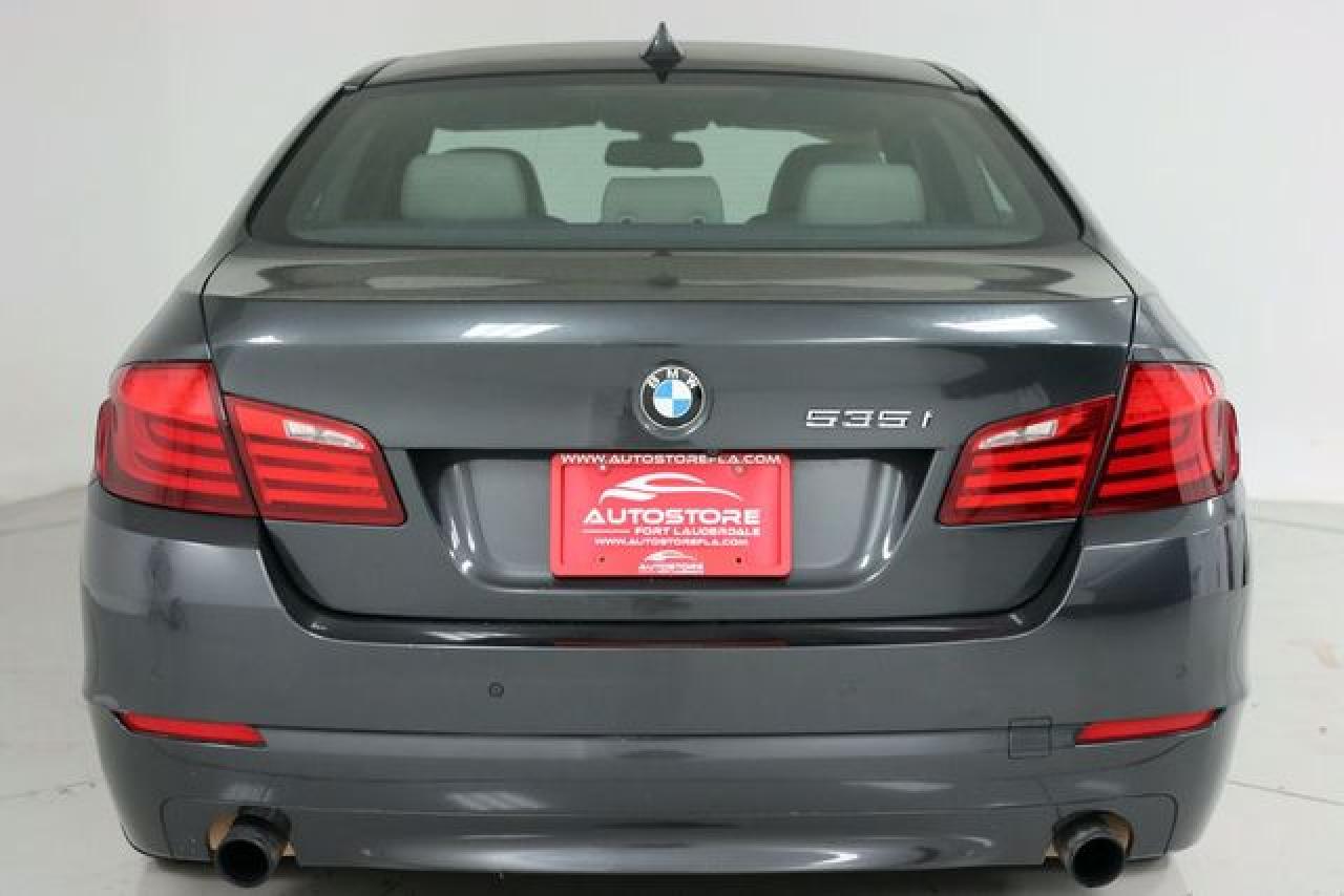 2012 BMW 5 series VIN WBAFR7C58CC812372 photo 12