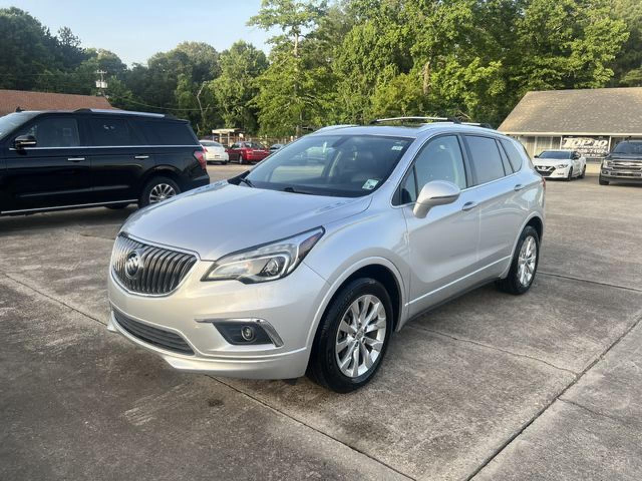 2017 Buick Envision VIN LRBFXBSA6HD088983 photo 1