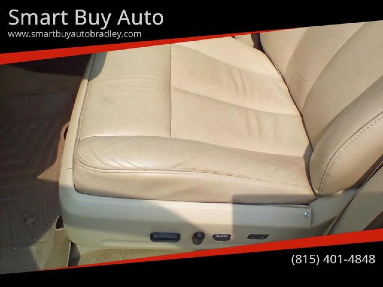 2013 Ford Expedition VIN 1FMJU1J50DEF01676 photo 6