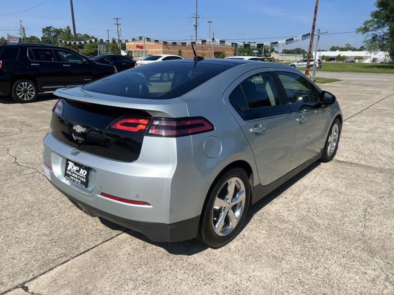 2012 Chevrolet Volt VIN 1G1RB6E44CU118512 photo 3