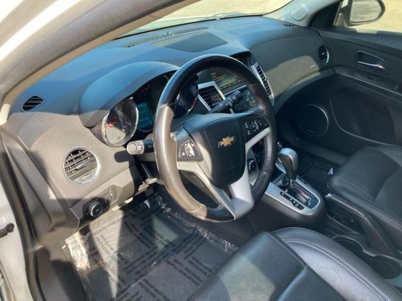 2015 Chevrolet Cruze VIN 1G1PG5SB2F7274394 photo 11