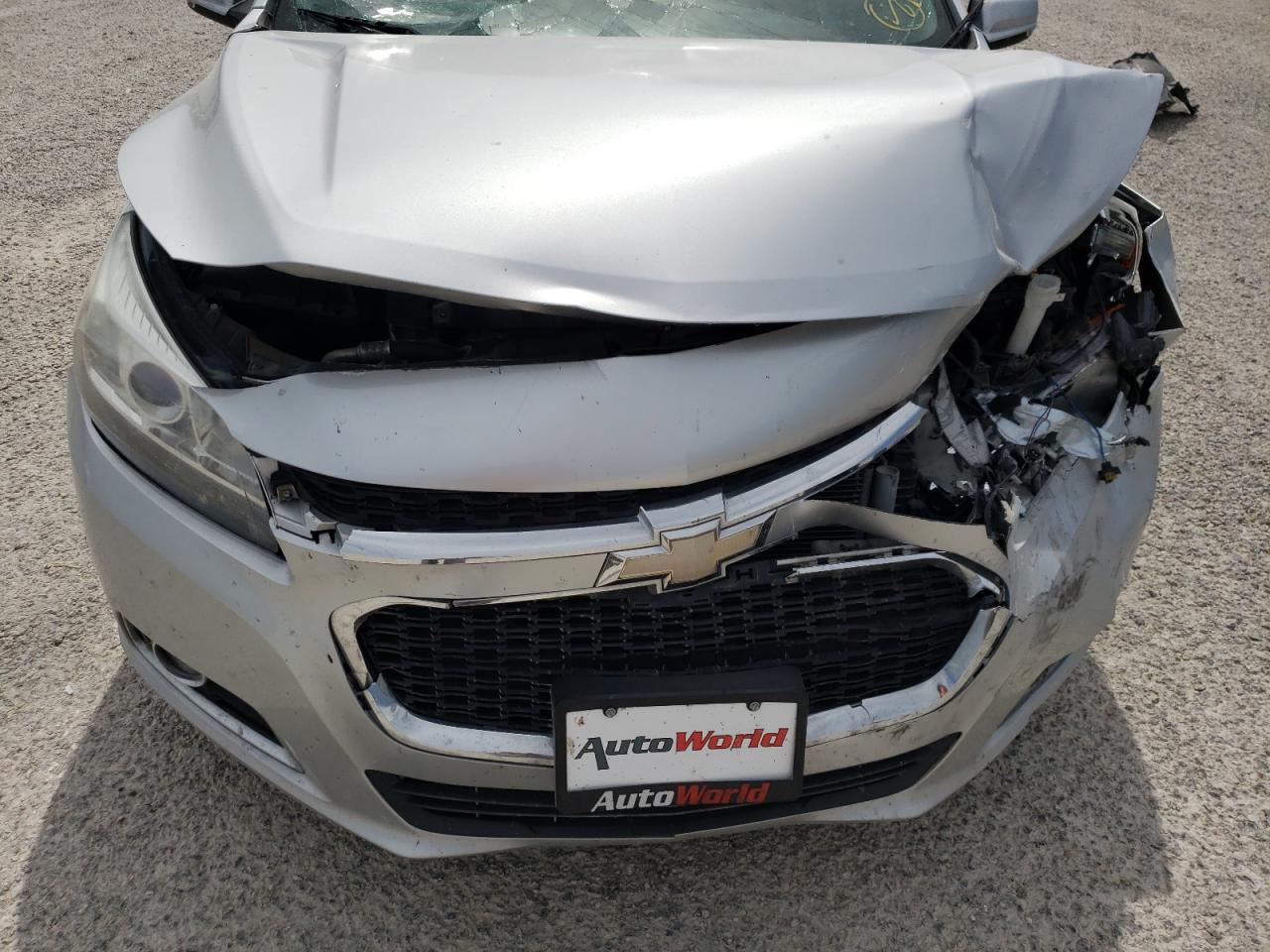 2014 Chev Malibu VIN 1G11E5SL5EU140578 photo 9