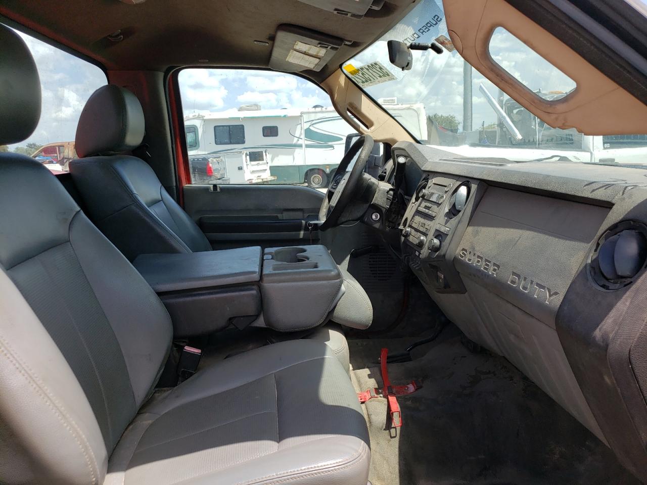 2012 Ford F550 VIN 1FDUF5HTXCEC08630 photo 5