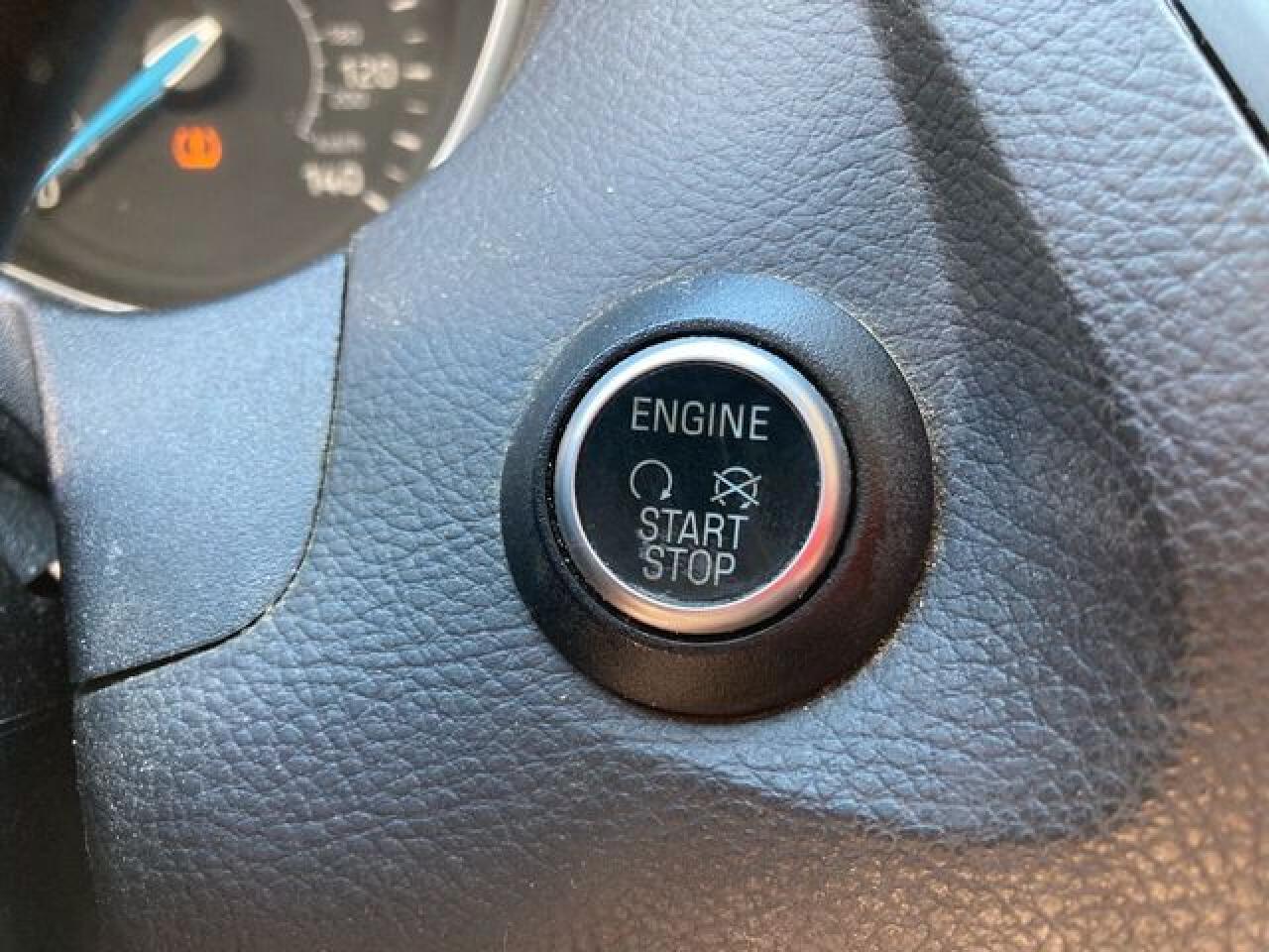 2015 Ford Focus VIN 1FADP3J27FL231666 photo 12