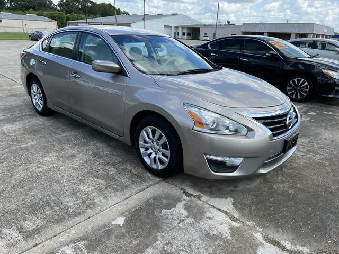 2014 Nissan Altima VIN 1N4AL3AP0EC118618 photo 4