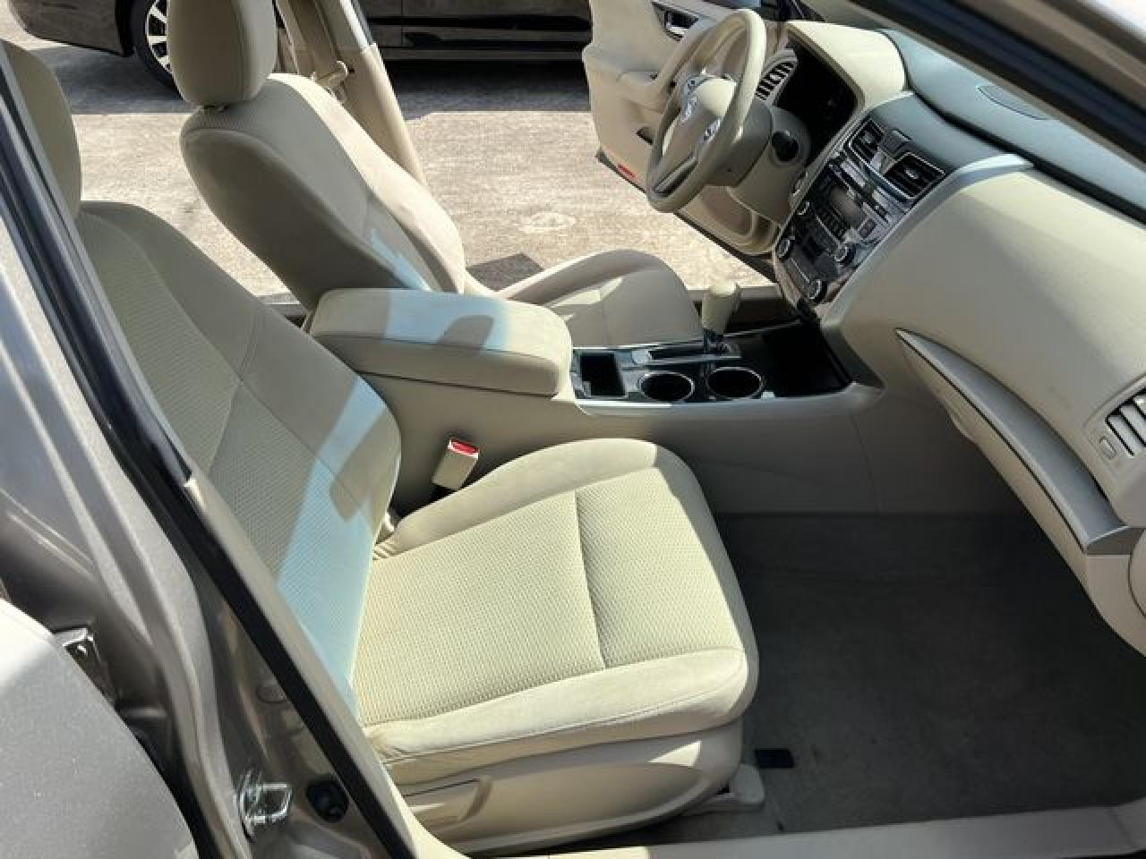 2014 Nissan Altima VIN 1N4AL3AP0EC118618 photo 9