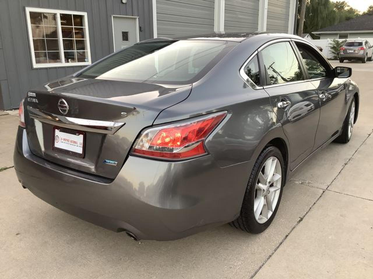2014 Nissan Altima VIN 1N4AL3AP4EC403256 photo 9