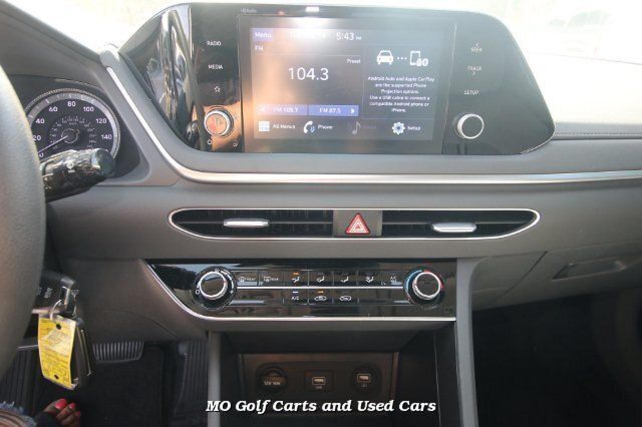 2020 HYUNDAI Sonata VIN 5NPEG4JA1LH050252 photo 11