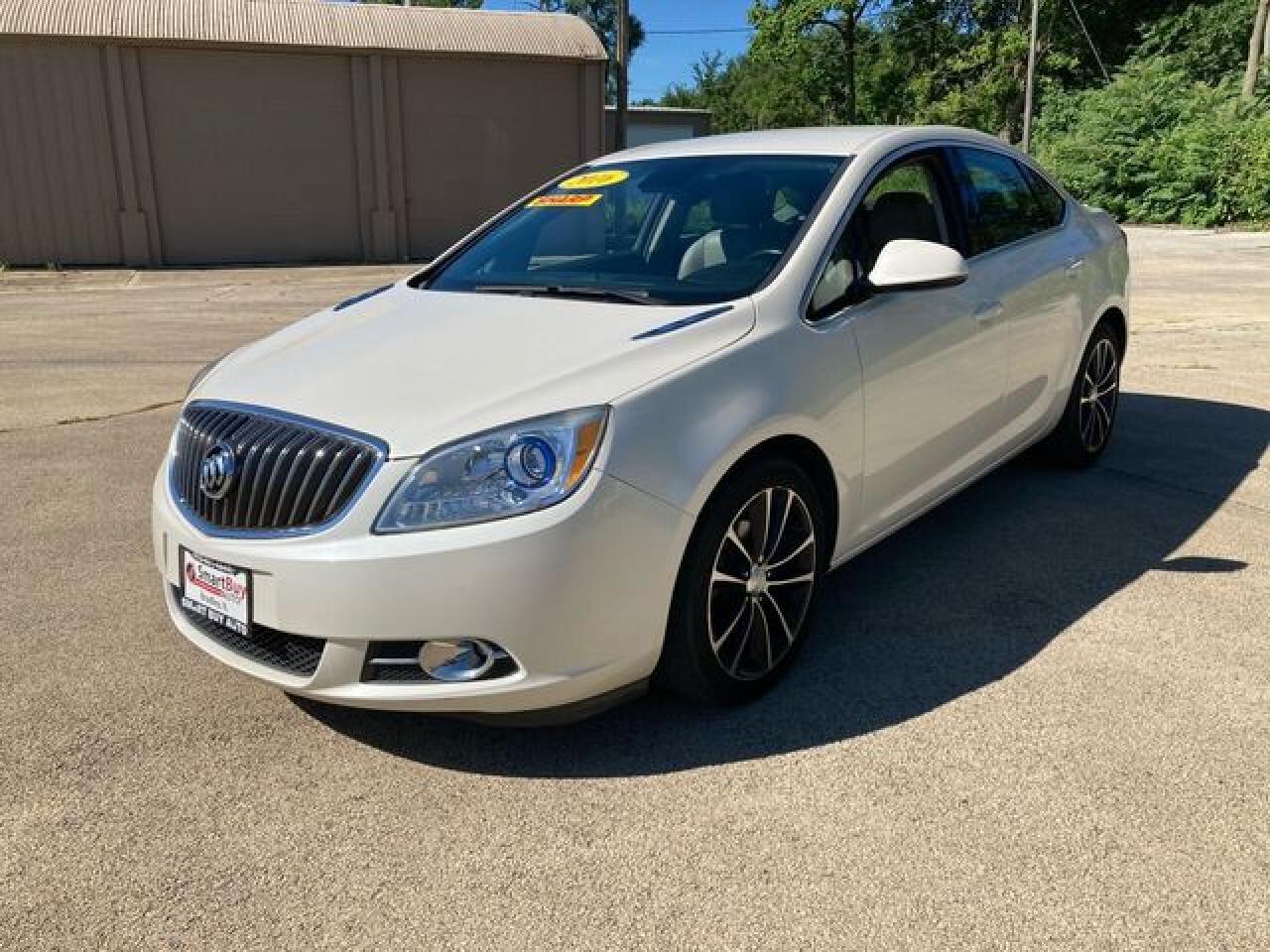 2016 Buick Verano VIN 1G4PW5SK7G4152008 photo 2