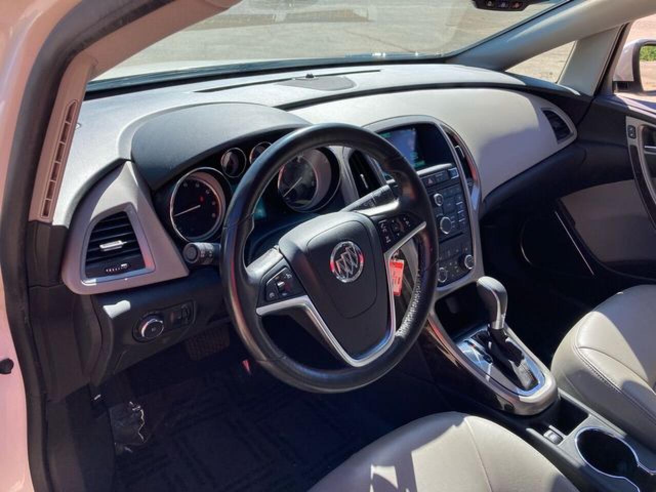 2016 Buick Verano VIN 1G4PW5SK7G4152008 photo 11